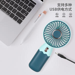 Étudiant Portable USB Mini Ventilateur De Poche Avec Lumière Alimenté Par Batterie pour Refroidissement pour Voiture Hôtel RV Table/Boîte Installation - Product Image 1
