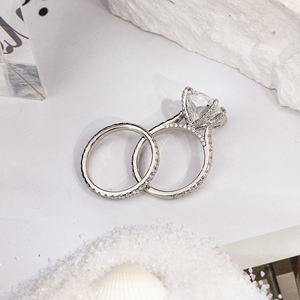 Bague en diamant de laboratoire Messi Jewelry MSR-1698 en platine, sertie griffe, forme coussin, bijoux de mode - Product Image 3