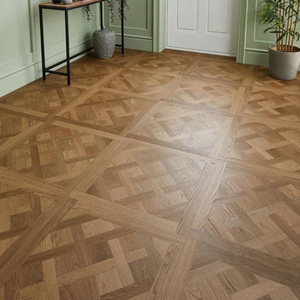 Parquet Versailles en noyer multicouche antidérapant, faible entretien, ignifuge, qualité FSC ABCD, 16 mm, non fini, pour hôtel - Product Image 1