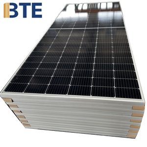 Système solaire hybride photovoltaïque 580W avec panneaux solaires plats - Product Image 1