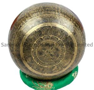 Cuencos Tibetanos Cantores Grandes, Acabado Bronce de Tono Profundo, Recuerdo Metálico para Sanación de Chakras, Prácticas Espirituales y Religiosas, Grabado - Product Image 4