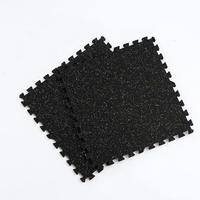 Die ungiftigen 50*50*2,0 cm EPDM-Gummi fußmatten von China Factory mit 20mm Dicke, rutsch fest für Fitness studio und Schießstand
