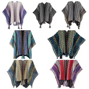Châle en crochet élégant et confortable fait à la main pour toutes les saisons Écharpe d'hiver parfaite - Product Image 3