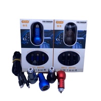 Chargeur de voiture double USB3.1A Câble trois-en-un pour téléphone portable et données avec allume-cigare 12-24V Chargeur de téléphone pratique