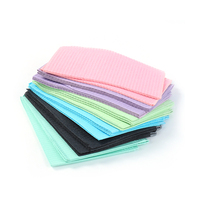 Bavoirs dentaires jetables imperméables 3 plis, serviettes dentaires en papier, tabliers dentaires imperméables pour tatouage, bavoirs médicaux pour cliniques dentaires