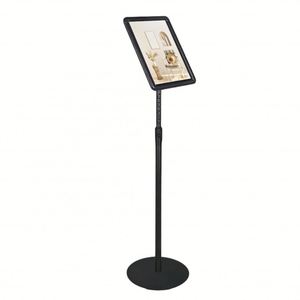 Soporte de Exhibición Giratorio para Carteles, Resistente al Agua, Ajustable, para Formato A4, con Base - Product Image 1