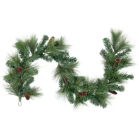 Guirlande de Noël artificielle en PVC avec des pommes de pin d'apparence naturelle, décoration d'hiver durable facile à accrocher pour la maison/l'hôtel/la boutique