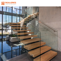 Realgres moderne haut de gamme intérieur double stringer acier bois u forme flotteur escalier design avec rail en verre