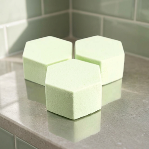 Bomba de Baño Efervescente de Menta Natural 3.25oz. Producto de Spa y Fragancia Hecho en California - Product Image 3