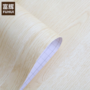 <span class=keywords><strong>Autocollant</strong></span> de film de grain de <span class=keywords><strong>bois</strong></span> PET imperméable <span class=keywords><strong>placage</strong></span> de rénovation de meubles auto-adhésif Films décoratifs de 0.12mm d'épaisseur pour portes - Product Image 4
