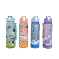Bouteille d'eau sportive Astronaut, gourde portable en plastique pour enfants, résistante aux hautes températures, sans BPA, avec paille