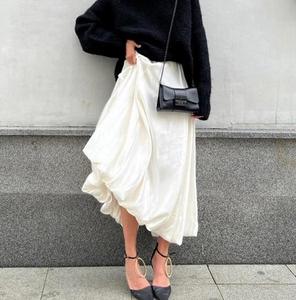 Enyami High Street Populaire Casual Chic Taille Haute Faldas Largas <span class=keywords><strong>Tutu</strong></span> <span class=keywords><strong>Beige</strong></span> Rose Bas Moelleux Élégant Satin Femmes Jupes Bouffantes - Product Image 1