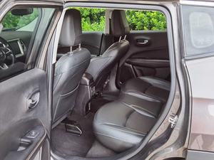 <span class=keywords><strong>Jeep</strong></span> <span class=keywords><strong>Cherokee</strong></span> 2017 200T Automatica SUV Compatto 5 Porte 5 Posti Pneumatici R20 Guida a Sinistra Interni in Pelle Scura Telecamera - Auto Usata Economica - Product Image 4