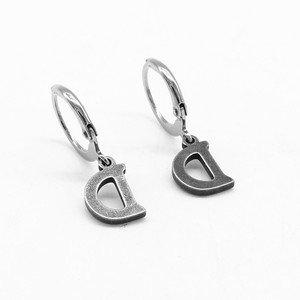 Yunnique Pendientes de aro con letra D de plata tibetana retro, de acero inoxidable, joyería de regalo, accesorio de moda - Product Image 5