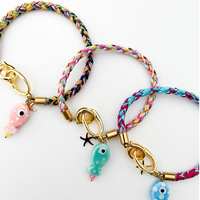 Nouvelle mode, bracelet en acier inoxydable plaqué or 18 carats, corde colorée tressée à la main, petit pendentif en forme d'étoile de poisson, électroplaqué sous vide