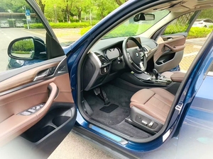 <span class=keywords><strong>BMW</strong></span> <span class=keywords><strong>X3</strong></span> <span class=keywords><strong>XDrive28i</strong></span> Luxury Line 2.0T Automático 2019, SUV de Lujo, Exportación Paralela / Auto Usado - Product Image 1