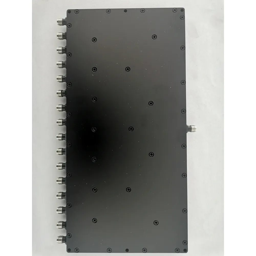 700-3000MHz आरएफ 16 रास्ता Microstrip संकेत पावर अलगानेवाला या 0.7-3GHz पावर Combiner या शक्ति विभक्त के साथ SMA-महिला कनेक्टर