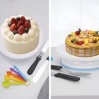 Kit de décoration de gâteaux professionnel écologique réutilisable de 85 pièces avec plateau tournant, douilles en silicone, poches à douille et spatules pour