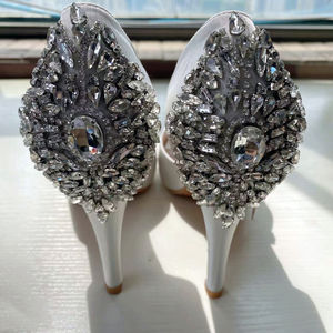 Sandalias de Tacón de 8.5cm con Cristales de Lujo para Mujer, Tela Satén, Color Marfil, Zapatos de Novia con Cristales - Product Image 3