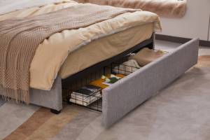 Cama de Madera Maciza de Diseño Chino con Cabecera Tapizada en Tela Cómoda y Cajón de Almacenamiento Extraíble en Venta - Product Image 3