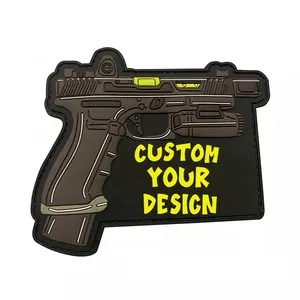 Murah Pesanan Khusus Anda Sendiri Logo Pistol Pvc Patch Karet Pvc Lembut dengan Harga Pabrik