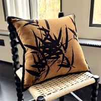 Bantal Sofa Bordir Hewan Eksotis Mewah Vintage, Leopard Cokelat, Tepi Lebar yang Dapat Disesuaikan