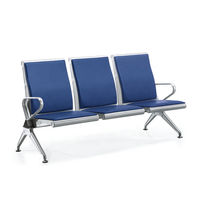 Chaise d'attente moderne et durable en cuir et acier pour 2, 3, 4 ou 5 personnes, idéale pour les cabinets médicaux, salons, hôpitaux et réceptions.