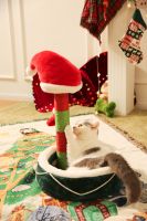 Poteau à gratter pour chat de Noël festif avec lit douillet et confortable, arbre à chat en sisal, tour d'escalade pour chats d'intérieur