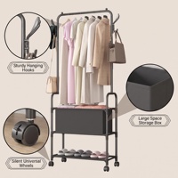 Porte-manteau moderne autoportant en métal avec roulettes pour sacs, chapeaux, vestes et parapluies