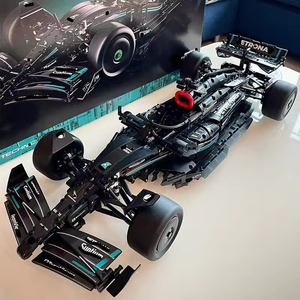 Đồ chơi lắp ráp xe đua F1 bán buôn 88027, bộ lắp ráp xe thể thao 42171, chất liệu ABS, đồ chơi giáo dục, mô hình điều khiển từ xa tự lắp ráp - Product Image 4