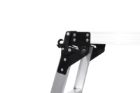 Escabeau pliant moderne en aluminium, léger et durable, certifié EN131/ANSI, plateforme 76x30cm, pour extérieur
