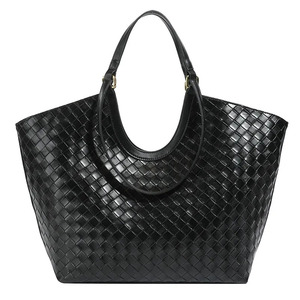 Geweven leren draagtas Grote capaciteit Shopper Handtas Diagonaal Lattice Weave Gouden Ringhandvat Dames Strandwerk tas - Product Image 1