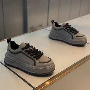 Chaussures pour hommes, nouvelle collection, style polyvalent, respirantes, baskets sportives décontractées, version à semelle épaisse, chaussures de skate pour hommes - Product Image 5