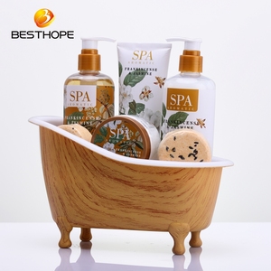 Coffret Cadeau de <span class=keywords><strong>Bain</strong></span> Personnalisé Parfum Huile Aromatique pour Spa avec Sac à Main Tissé Shampoing Gel Douche Nettoyant Corps <span class=keywords><strong>Bain</strong></span> Moussant - Product Image 5