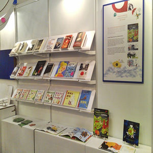 Vente en gros de feuilles de <span class=keywords><strong>carton</strong></span> alvéolé 10mm 16mm <span class=keywords><strong>carton</strong></span> kraft blanc alvéolé double face matériau écologique - Product Image 4