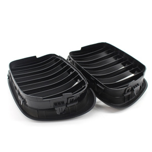กระจังหน้ารถ BMW E39 สีดำเงา ผลิตจากพลาสติก ABS อะไหล่ทดแทน รุ่น A-E39-XK-LS - Product Image 2