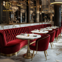 Ensemble de mobilier de luxe Ron Group pour hôtel commercial, restaurant rouge, banquette en velours et marbre blanc, table et chaises