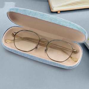 Estuche para Gafas de Sol Personalizado con Logotipo, Económico, de Alta Calidad, Moderno, con Protección, Forma Irregular, 90G, Impreso - Product Image 4