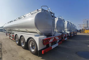 Remolque Cisterna de Combustible de Aleación de Aluminio de 3 Ejes y 9000 Galones (5182), 5 Compartimentos, Semirremolque Cisterna para Diésel y Gasolina - Product Image 4