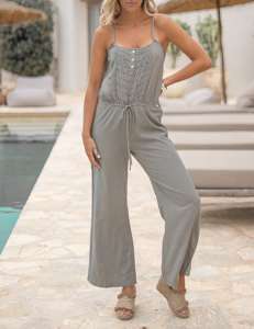 Combinaison élégante, tenue décontractée pour femmes, look une pièce sans effort pour un style moderne au quotidien - Product Image 3