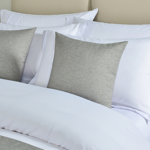 Fournitures hôtelières tout-en-un : Chemins de lit d'hôtel de haute qualité, élégants et décoratifs, en orange, vert et jaune, pour la fin de lit. - Product Image 3