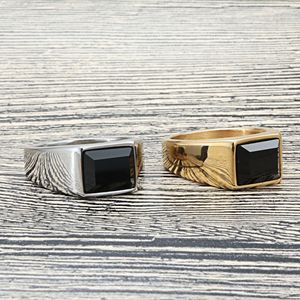 Bague en acier titane pour homme avec pierre précieuse noire et sertissage géométrique 27041 - Product Image 3