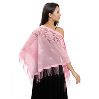 Vente en gros châles de dîner triangulaires en polyester de couleur unie style tissé conception de dentelle vente en ligne robe de soirée d'été pour femmes écharpe