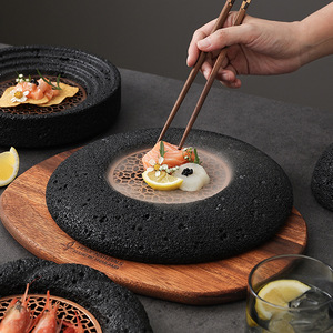 Plato de Cerámica con Diseño Artístico Japonés, Estilo Piedra Volcánica, Vajilla para Hotel, Plato para Hielo con Forma de Planeta, Presentación de Sushi y Mariscos para Fiestas - Product Image 2