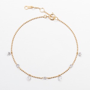 Bracelet classique en or blanc massif 18 carats avec diamant de laboratoire taille cœur 0,87 ct et maillons de chaîne |   Chaîne avec diamant de laboratoire taille cœur - Product Image 1