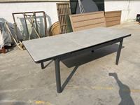 Table extensible moderne et durable résistante aux UV, en aluminium, pour l'extérieur, avec plateau en pierre frittée, pour balcon