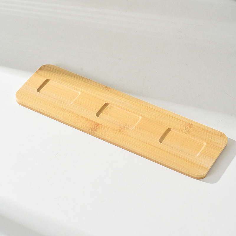 Plateau rectangulaire en bambou.