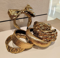 Heißer Verkauf: Goldfarbenes, übertriebenes Retro-Haarband mit breiter Schleife, geflochtene Haarspange für den Schulanfang, Abschlussfeier und Hochzeit