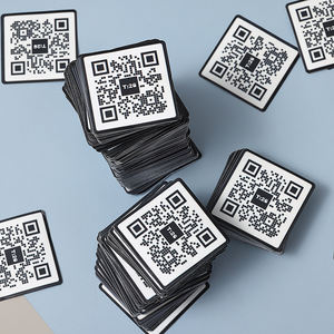 ملصقات فينيل من كلوريد البولي فينيل مقاومة للماء بطباعة مخصصة ذاتية اللصق تصميم علامة تجارية تجارية تجارية شعار - Product Image 3