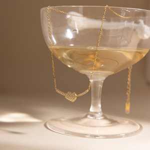 Collier en forme de cœur avec diamant, plaqué or 18 carats, pendentif en strass, chaîne de clavicule, accessoire de bijouterie pour tous les jours - Product Image 4